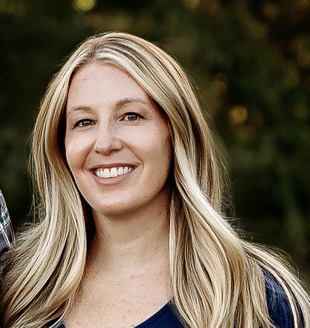 Beth Kalush headshot